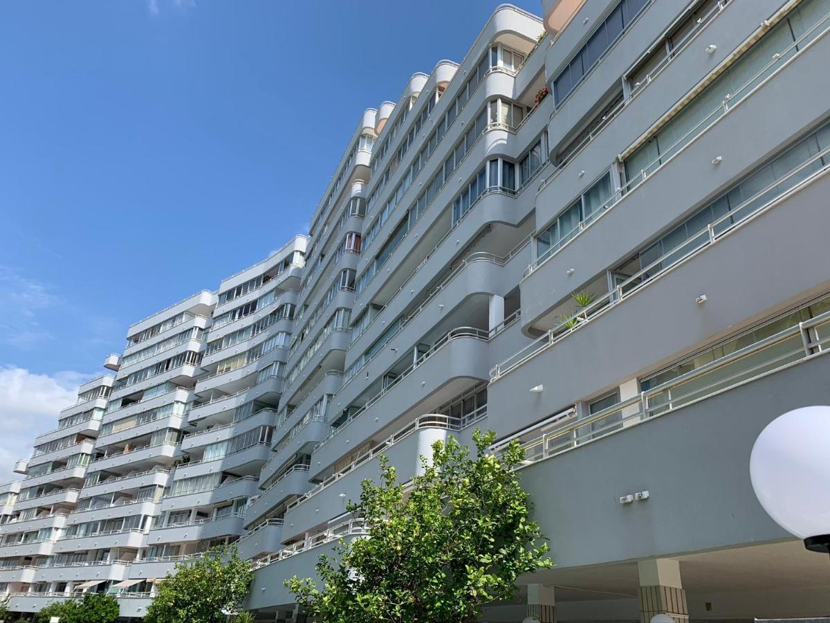 Service Lazaro- Aguamarina 13-b Appartement